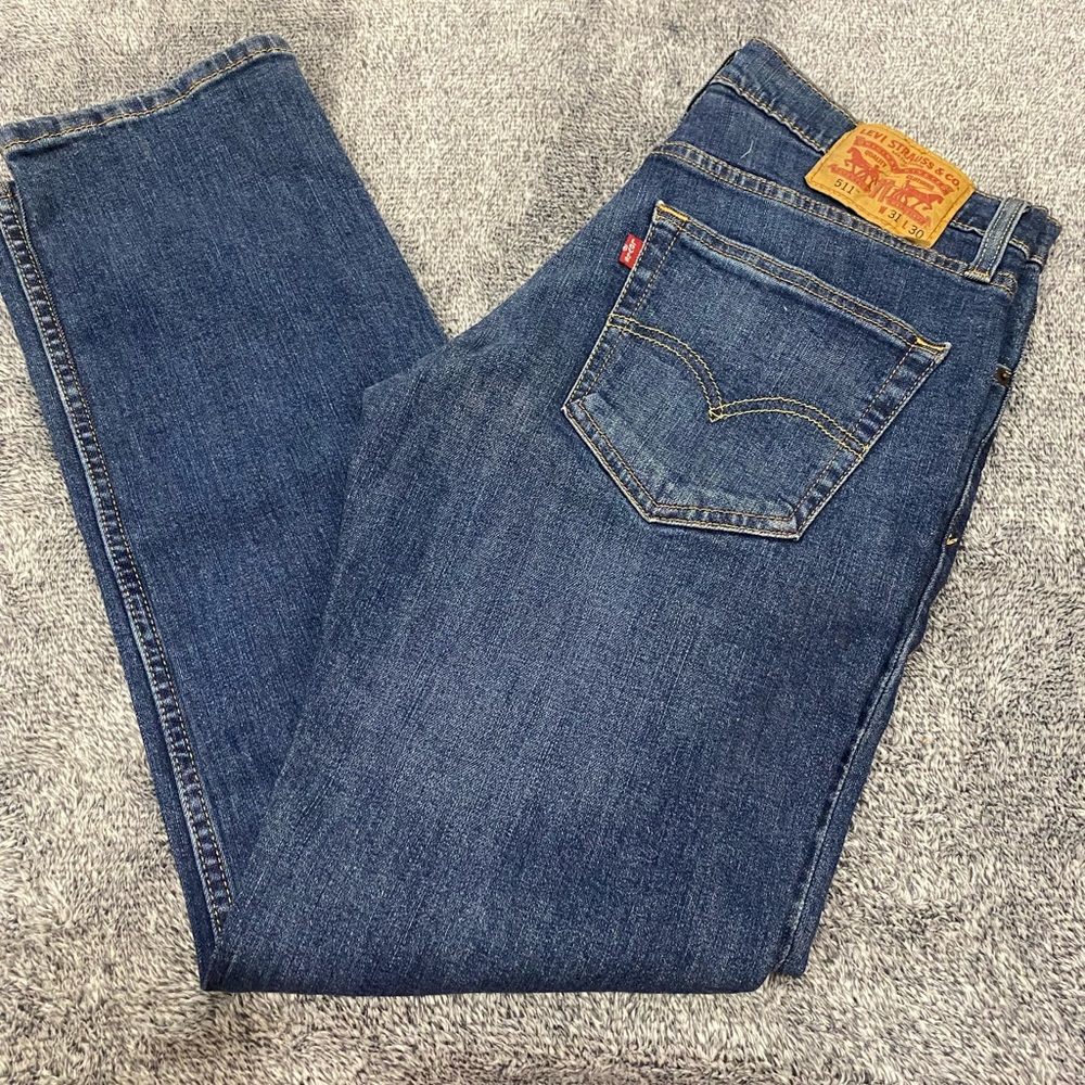 Brand new Levi jeans. Never been worn. 31x30.